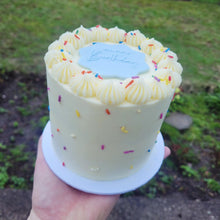 Load image into Gallery viewer, Bento Cake