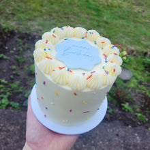 Load image into Gallery viewer, Bento Cake