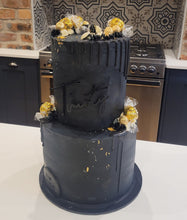 Load image into Gallery viewer, Custom Cake
