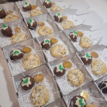 Load image into Gallery viewer, Bulk or Corporate Christmas Gift Boxes
