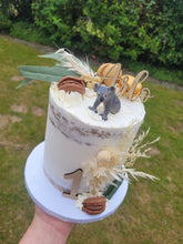 Load image into Gallery viewer, Custom Cake

