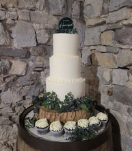 Load image into Gallery viewer, Wedding cakes &amp; more
