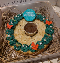 Load image into Gallery viewer, Wreath Brownie, Blondie or Cookie
